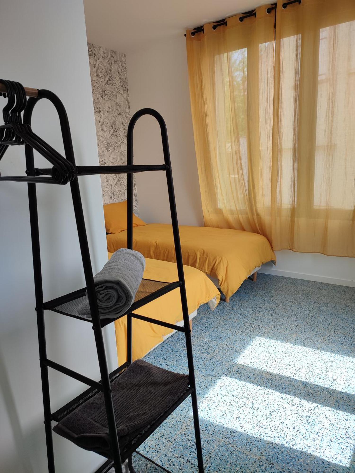 La Maison Des Voyageurs Avec Grand Parking Prive -Calme Et Serenite Chevincourt Zewnętrze zdjęcie